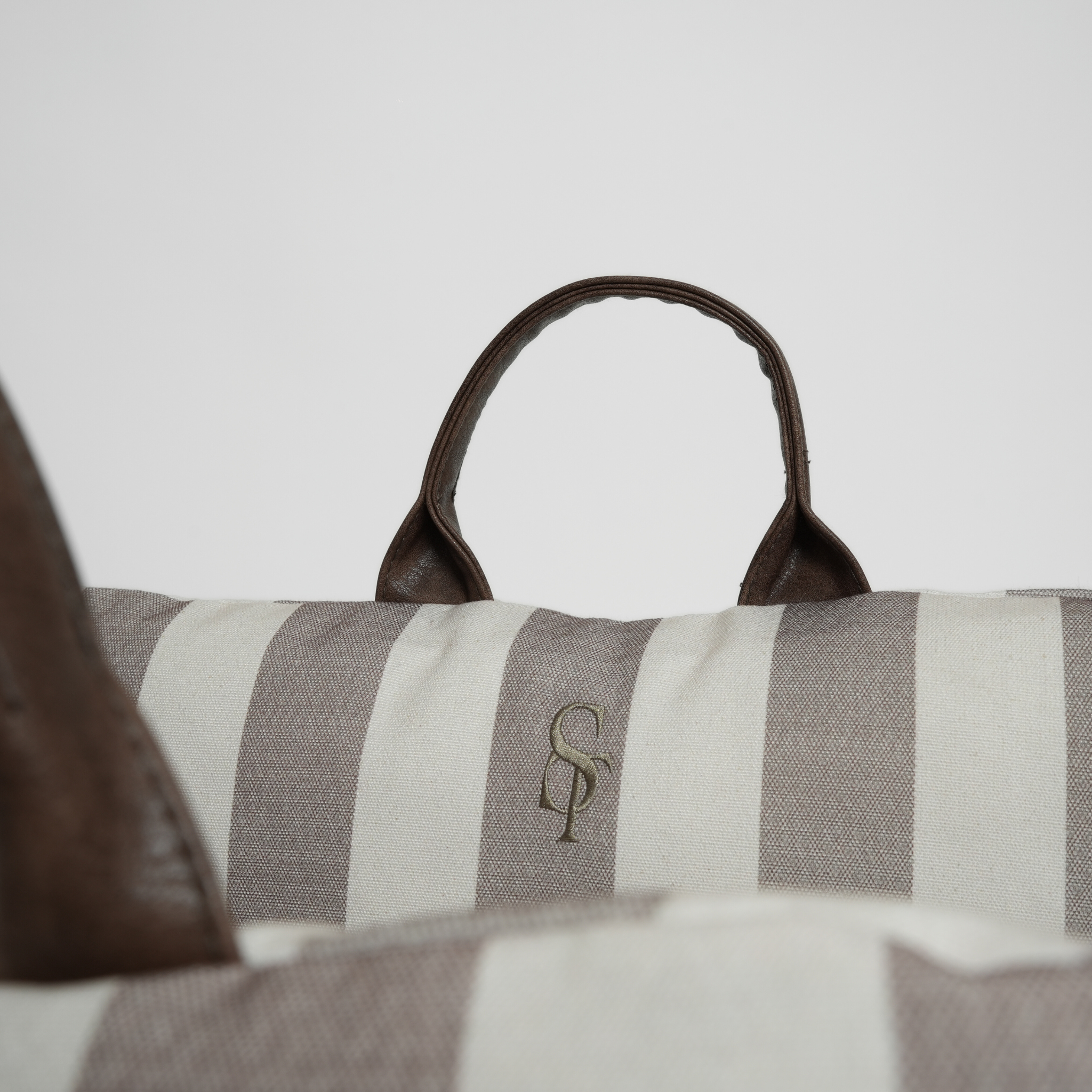 Lara autósülés | Csíkos